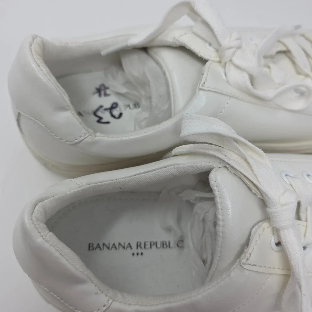 Banana Republic Nicklas Sneaker Mens Size 9 White Low Top Minimalist 662548